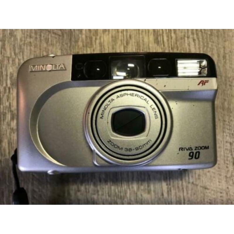aangeboden, 4 foto camera's