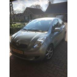 Toyota Yaris 1.3 16V Vvt-i 5DR SOL MMT 2007 Grijs