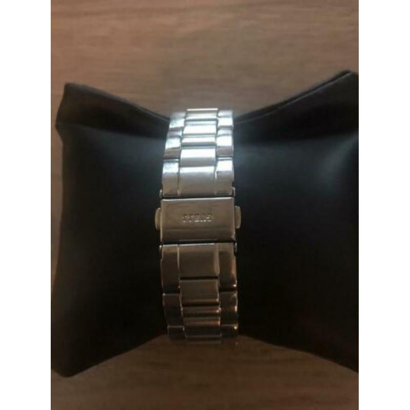 Guess zilverkleurig dames horloge met nieuwe batterij