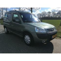 Peugeot Partner 1.6 16V XT Combi 2004 Groen