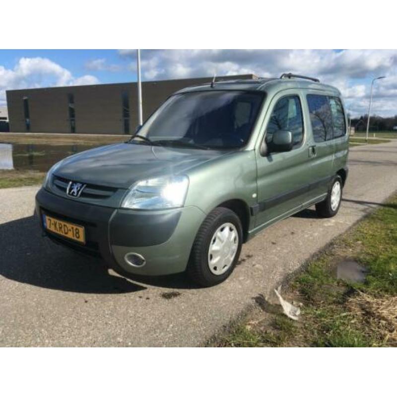Peugeot Partner 1.6 16V XT Combi 2004 Groen