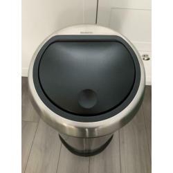 Brabantia touch bin - mat rvs staal 50L