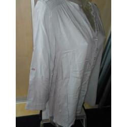Mooie nieuwe blouse mt 44