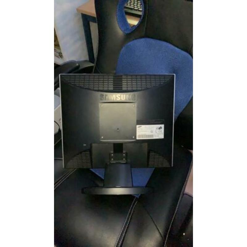 Monitor Samsung 20 Inch