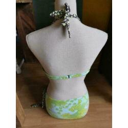 Cyell super mooie bikini met kralen cup B en mt M ZGAN