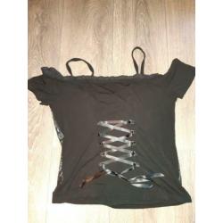 Killstar Duchess bardot top maat M in nieuwstaat