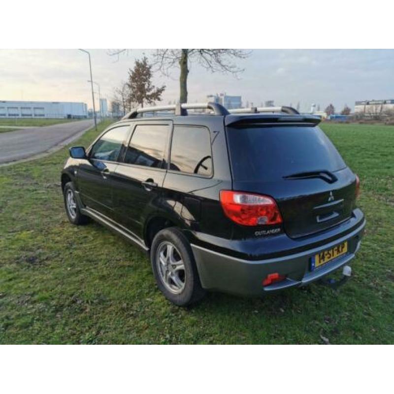 Mitsubishi Outlander 2.0 MPI 2WD 2006 Zwart