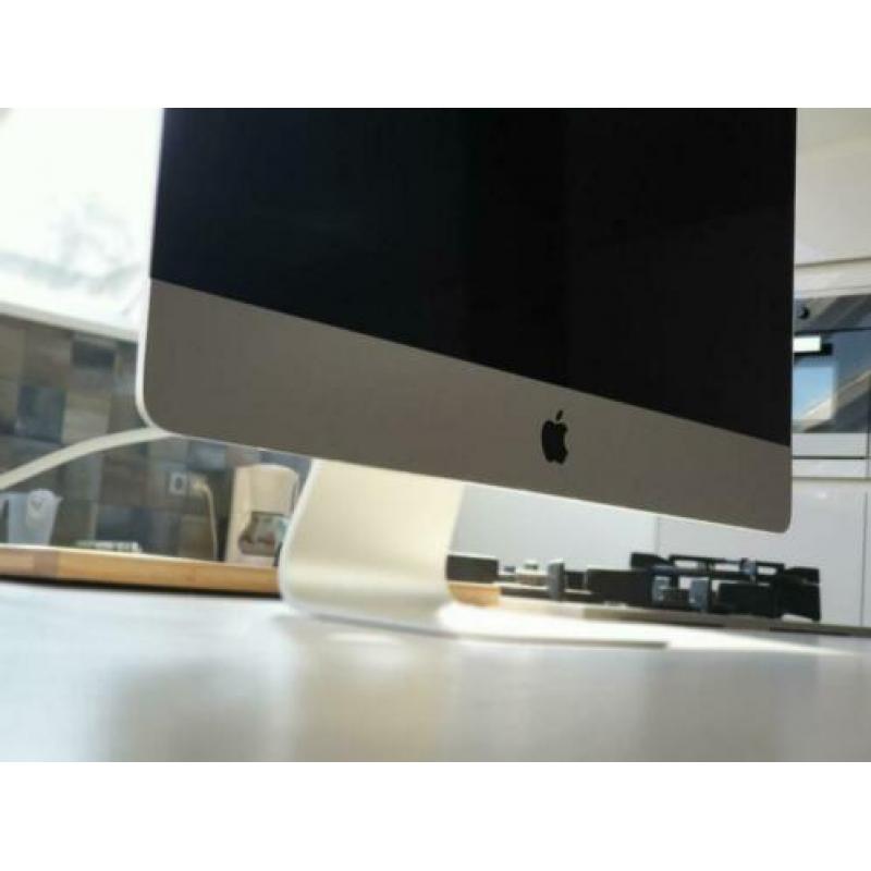 ZGAN Imac 21.5 Retina 4K. zie voor meer info text.