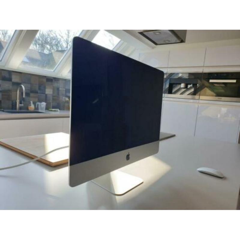 ZGAN Imac 21.5 Retina 4K. zie voor meer info text.