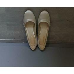 Te koop: Trouwjurk kort.