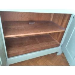 Solide houten dressoir (gratis op te halen)