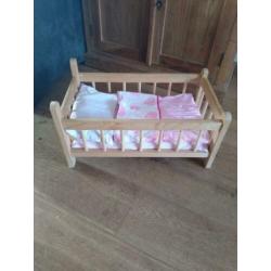 houten poppenbed