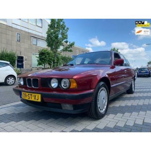 BMW 5-serie 520i / NIEUWSTAAT / nieuwe apk / origineel