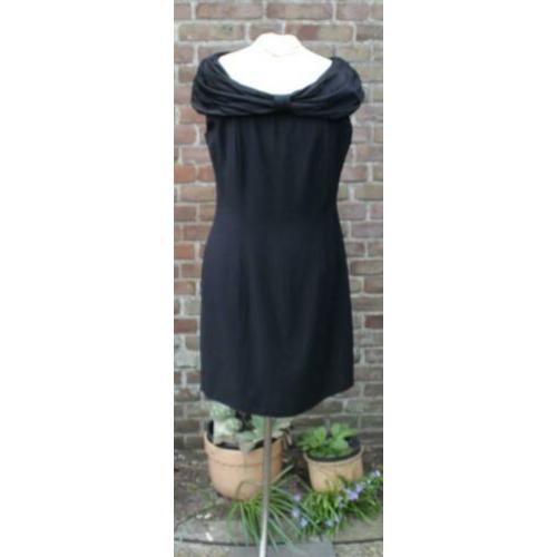 Uper mooie jaren 60 jurk, mt. S ,apart decollette !