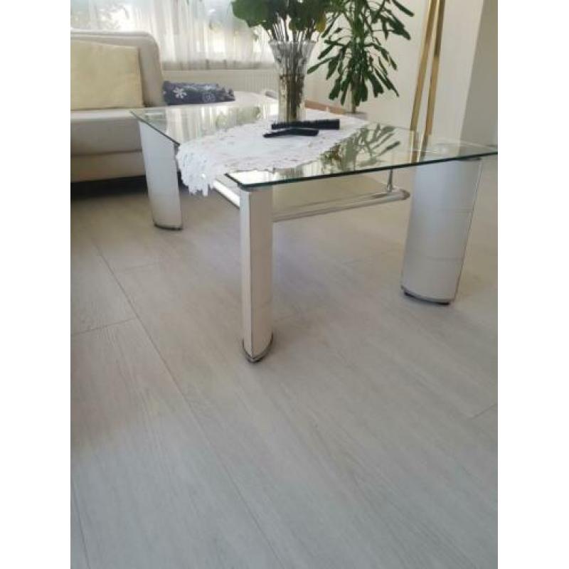 Eettafel en salontafel te koop