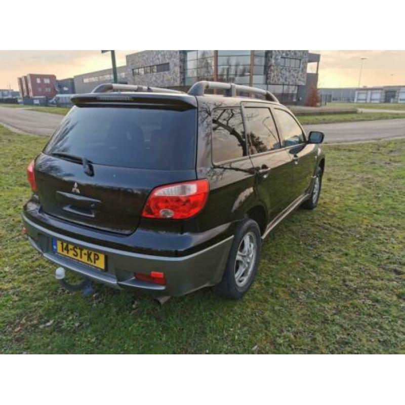 Mitsubishi Outlander 2.0 MPI 2WD 2006 Zwart