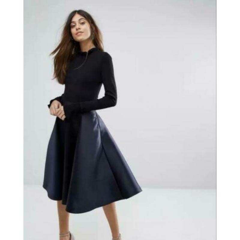 Prachtige Ted Baker jurk donker blauw / zwart - size 2