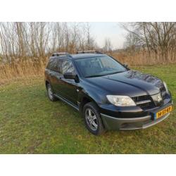 Mitsubishi Outlander 2.0 MPI 2WD 2006 Zwart