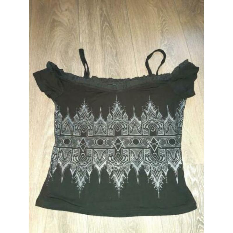Killstar Duchess bardot top maat M in nieuwstaat