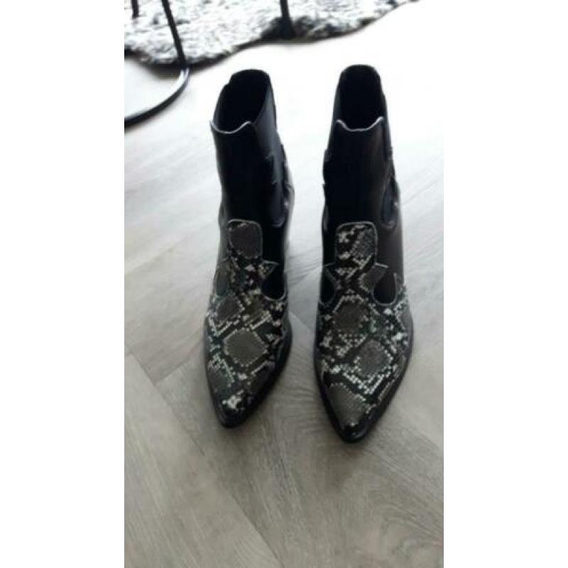 Zwartwitte cowboy boot snakeprint 40 nieuw