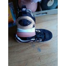 sketchers