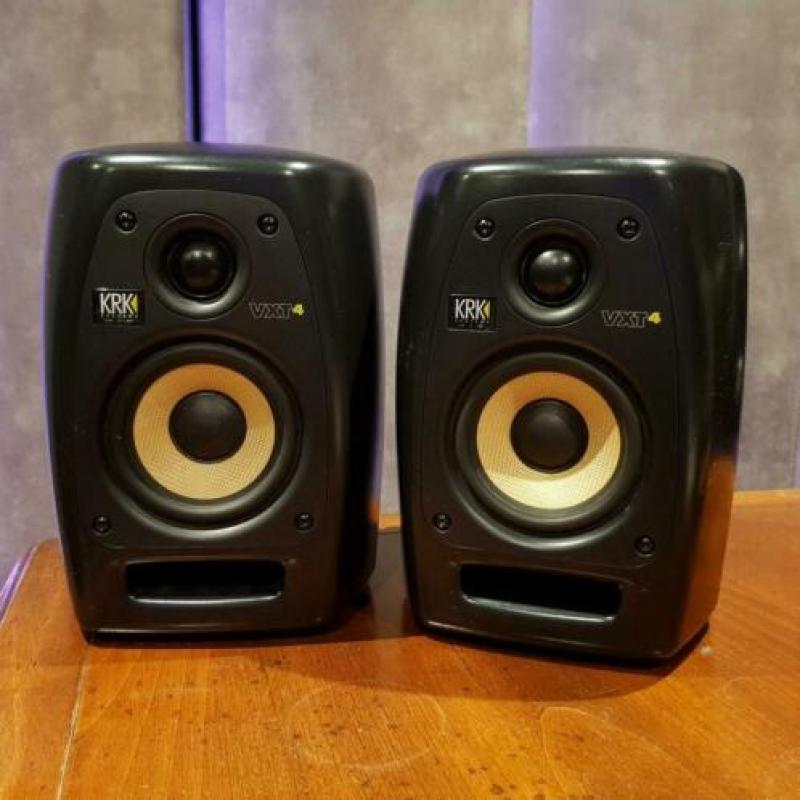 KRK VXT4 VXT 4 studio monitor speaker rokit 5