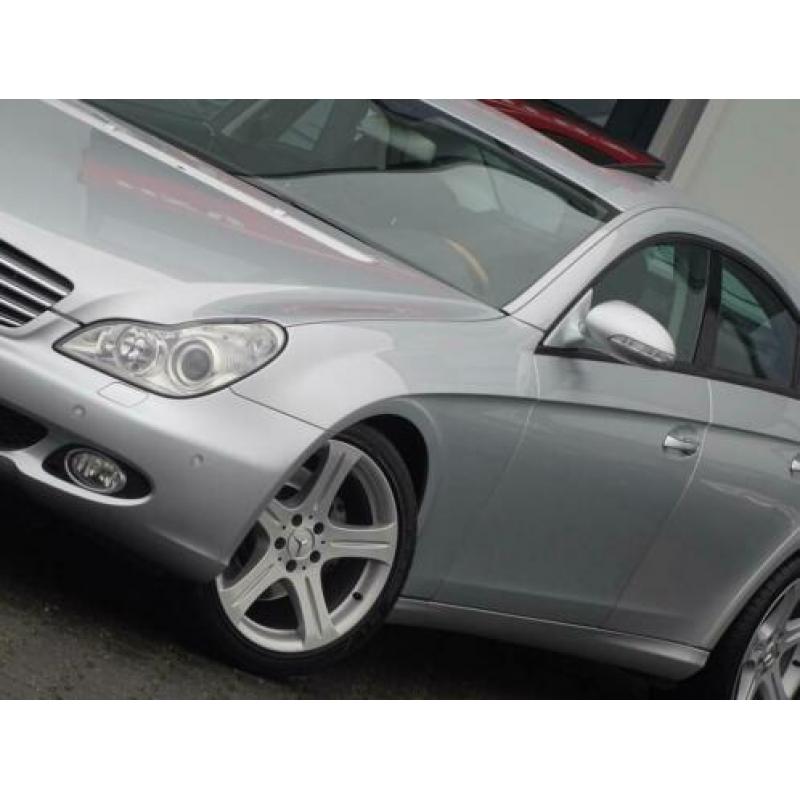 Mercedes-Benz CLS-klasse 350 272 + PK AUTOMAAT (bj2005)