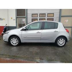 Renault Clio 1.2 Authentique 5drs Airco ElecRam CrusCtrl bj