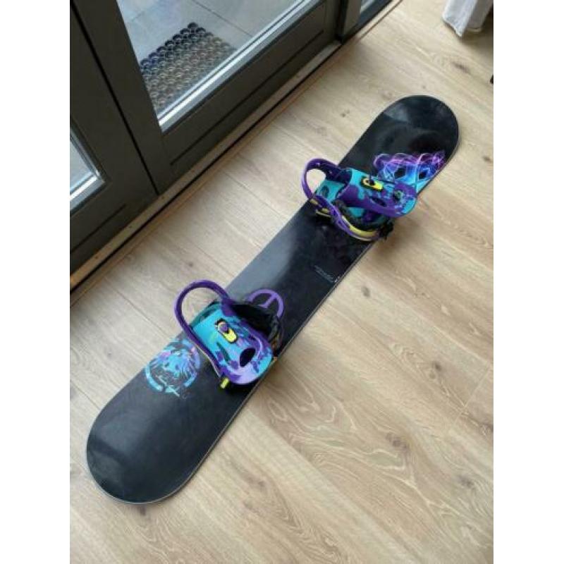 Snowboard + bindingen Never Summer Infinity 151