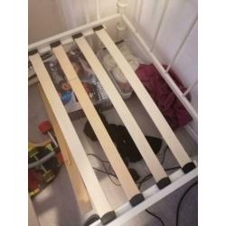 Mooi ijzeren bed Inc stangen voor hemel
