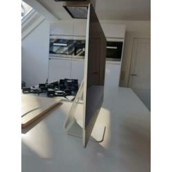 ZGAN Imac 21.5 Retina 4K. zie voor meer info text.