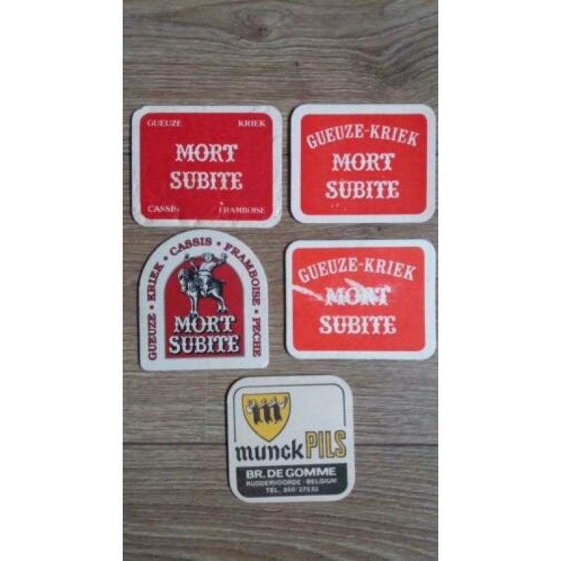43 BELGISCHE BIERVILTJES uit Verzameling.