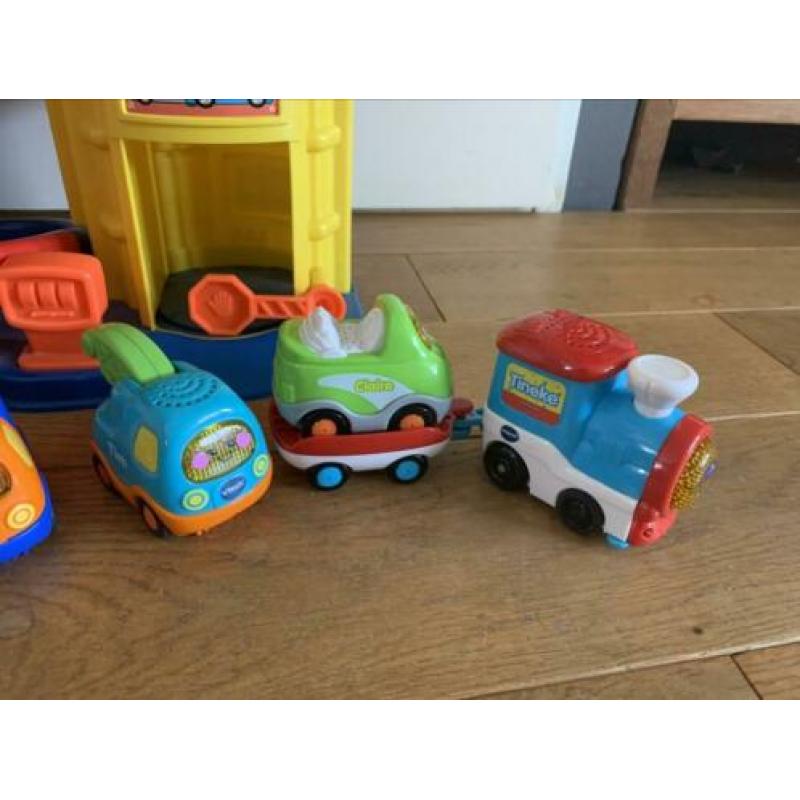 Vtech Toet Toet 8 auto’s Fisher price autogarage garage zgan