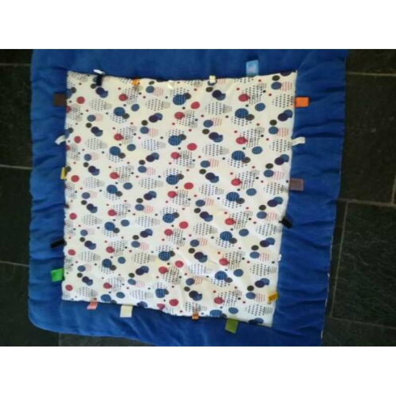Boxkleed van snooze baby.