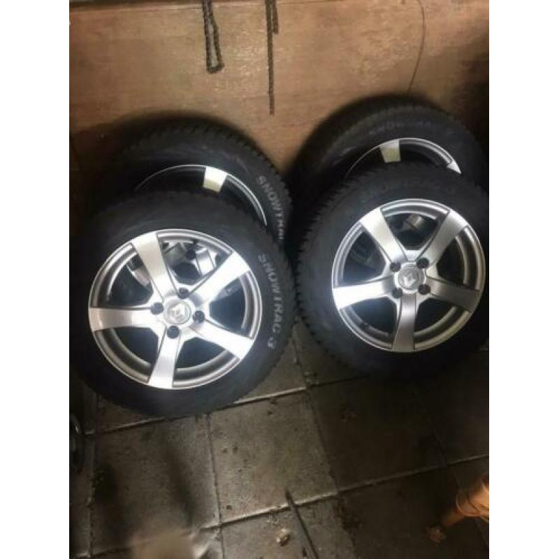 Vredestein winterbanden incl. velg