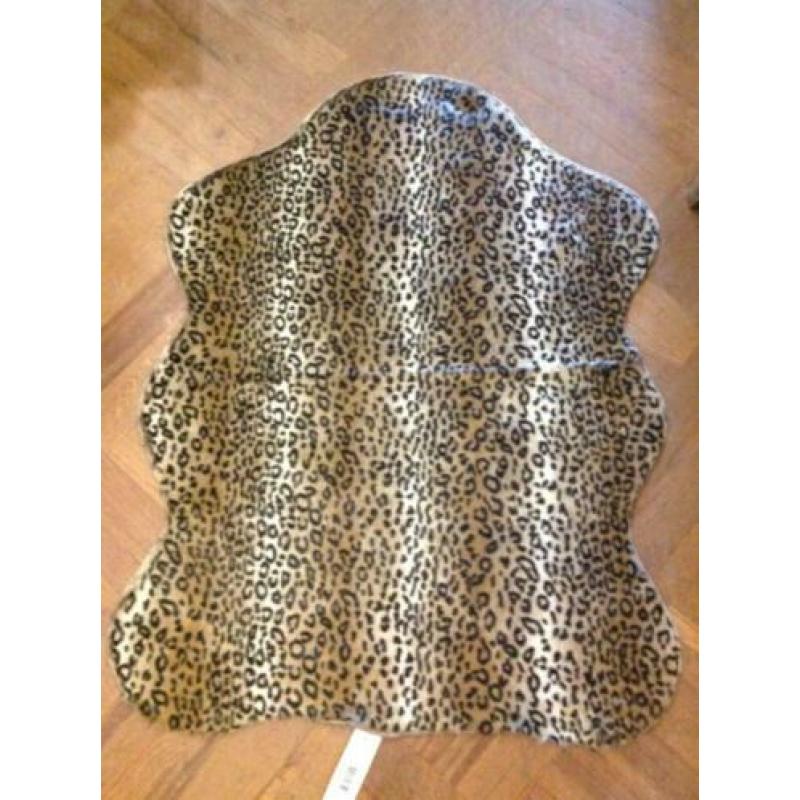 Luipaard, luipaardenvel, Leopard kleed sierkleed vel VdlM