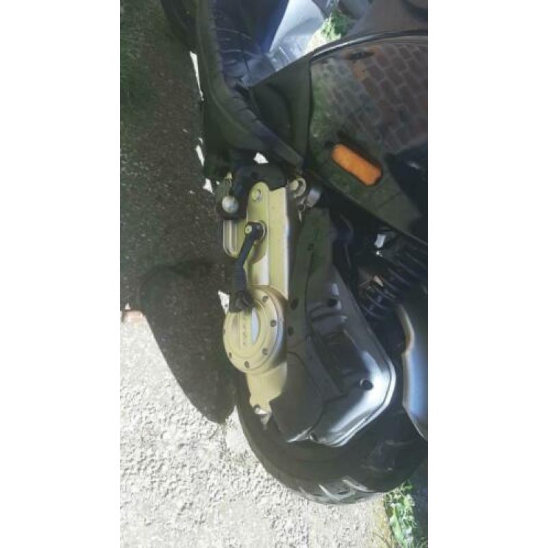 Piaggio zip snor