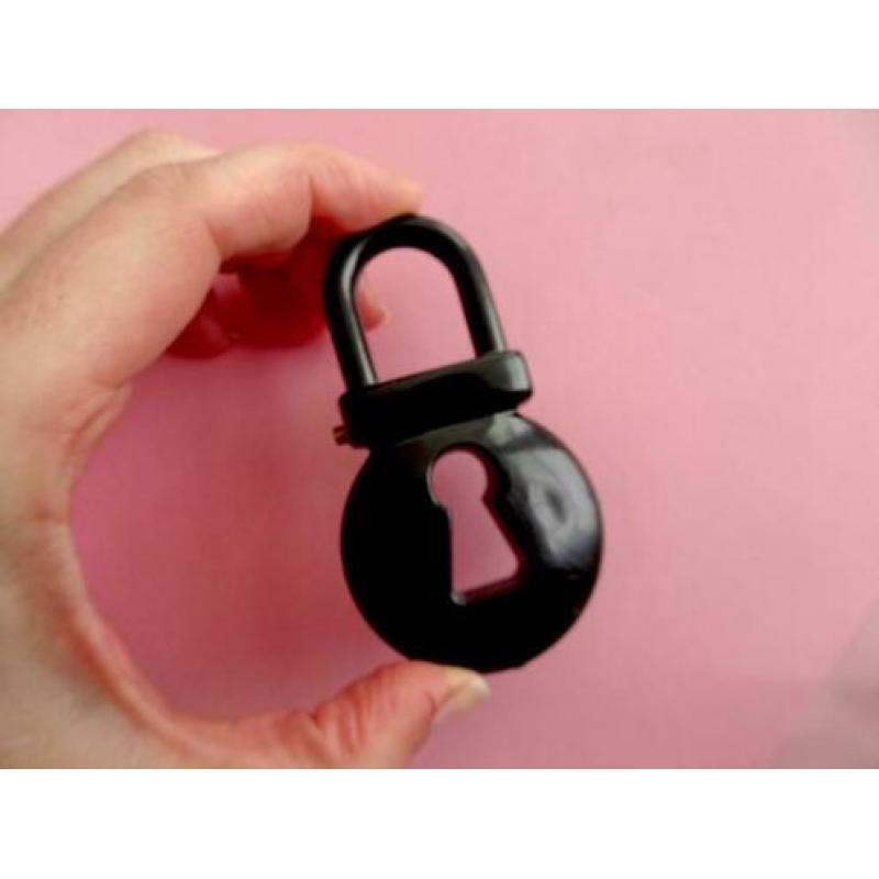 jwg Grote vintage 60s slot padlock broche zwart plastic