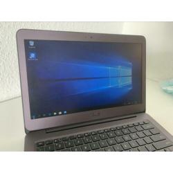 Asus zenbook UX305F laptop