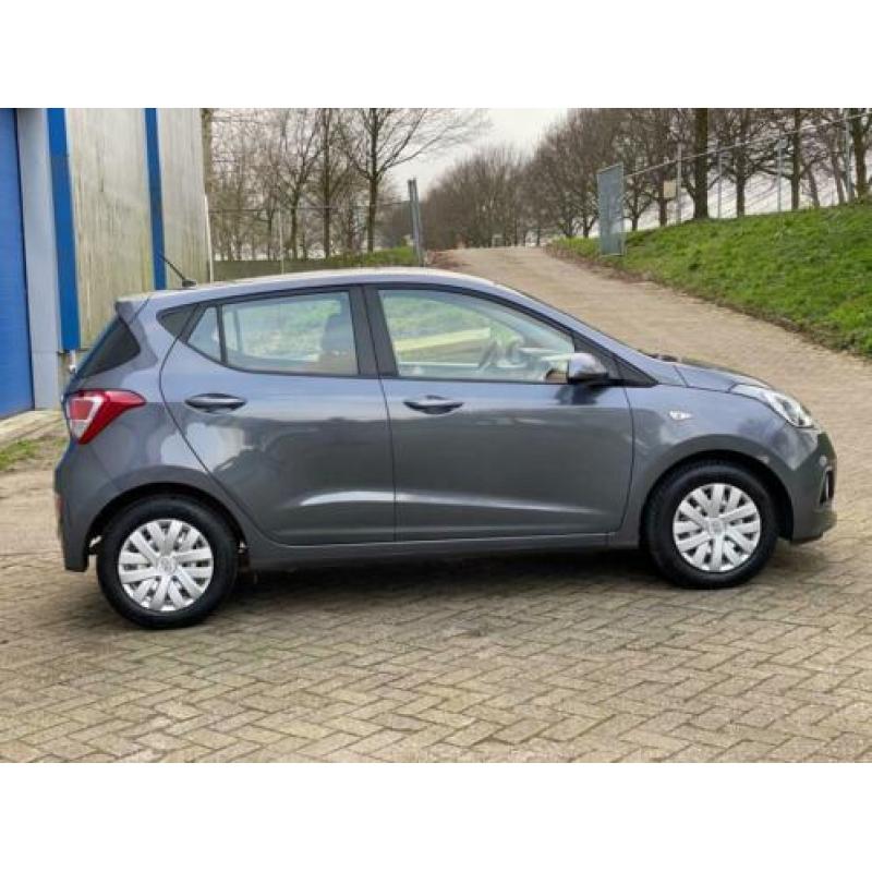 Hyundai I10 1.0i i-Motion Premium Climatecontrol/led/stoel e