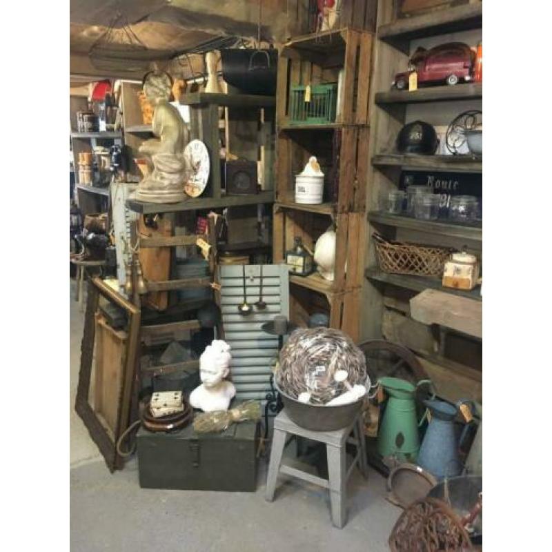 Het Brocante Pakhuis