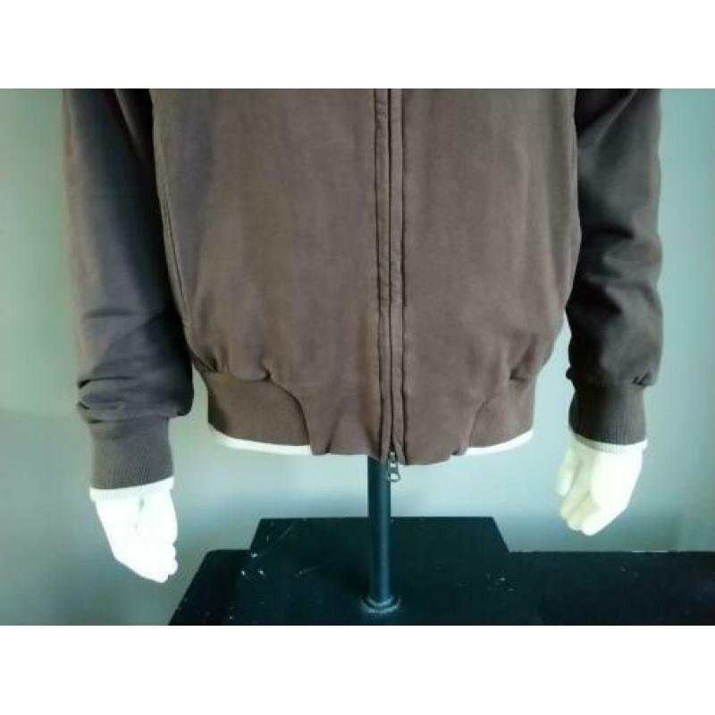 Aeronautica Militare vest. Bruin met applicaties. Maat XL