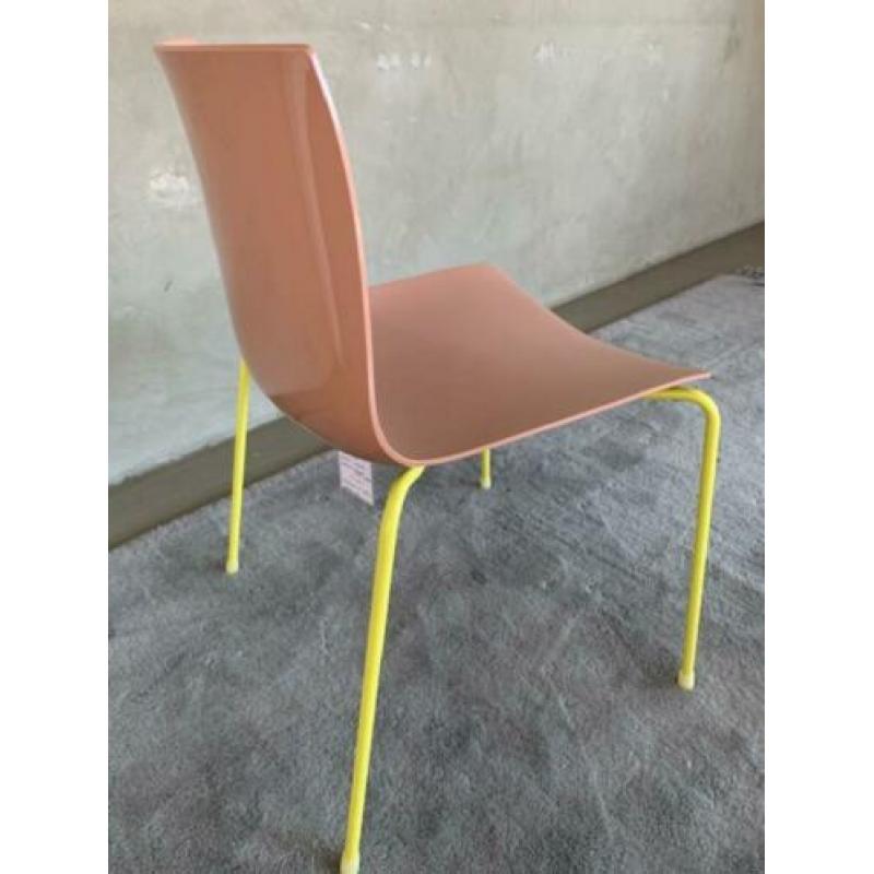 CAtIFA set van 5 eetstoelen van ARPER
