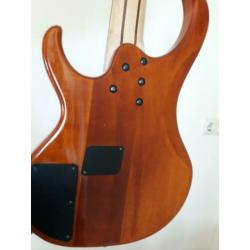 Ibanez BTB 405QM HS