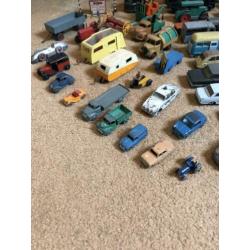 Dinky toys verzameling 134 stuks!