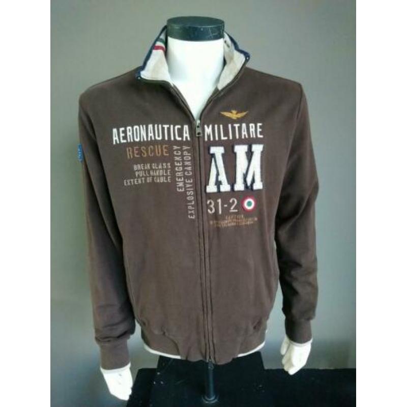 Aeronautica Militare vest. Bruin met applicaties. Maat XL