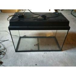 Aquarium en toebehoren.