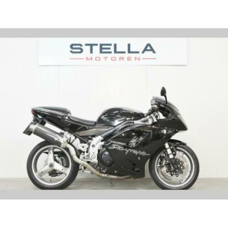 TRIUMPH DAYTONA 955I carbon extra's! (bj 2004) 955 i