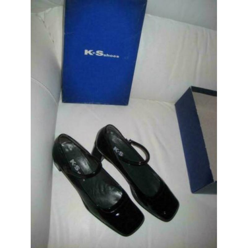 Nieuwe KS Shoes in Zwartlak 385