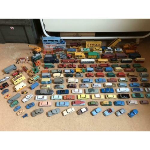 Dinky toys verzameling 134 stuks!
